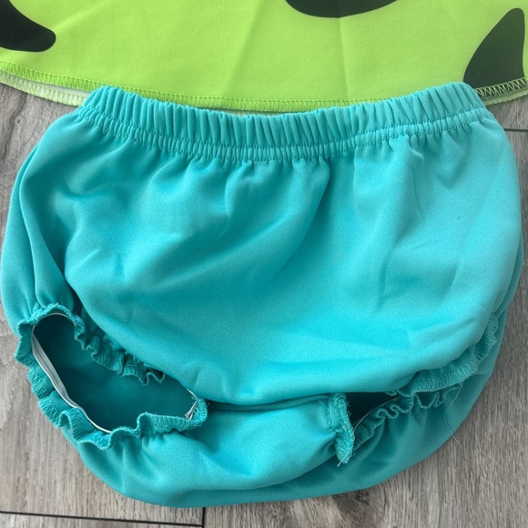 Spirit Neon‎ Green and Black Kids Costume Bib - Picture 9 of 9